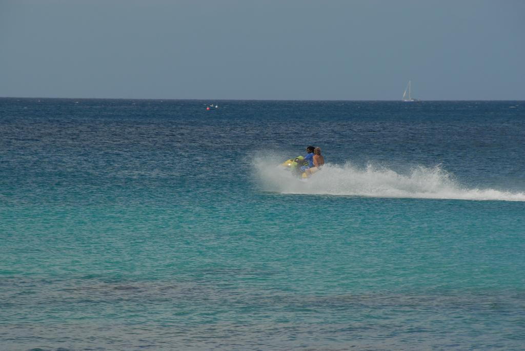Sandy Bliss Saint James